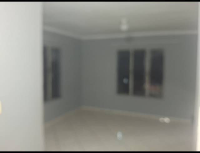 3 BEDROOM FREEHOLD TO LET IN CLAYVILLE